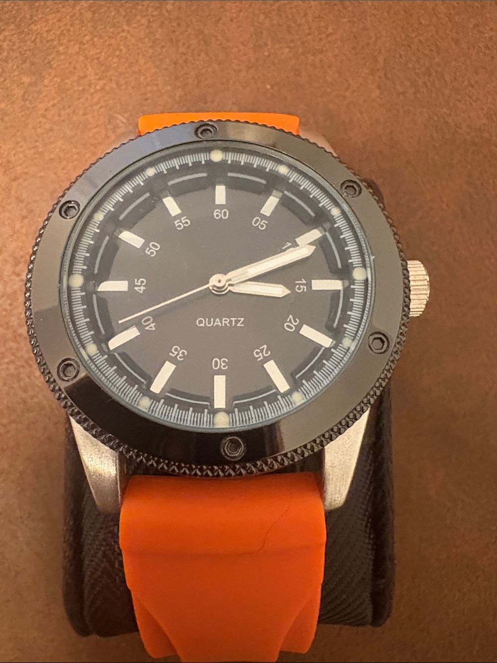 Men's Quartz Sports Watch with Orange Strap